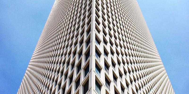 年货卡13：解锁节日采购新方式，品味传统美食的现代传承