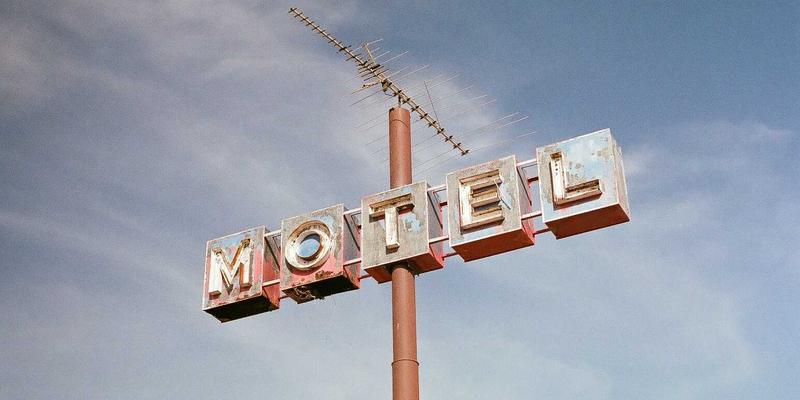 年货卡43：解锁节日采购新体验，传统美食与现代礼赠的智慧融合