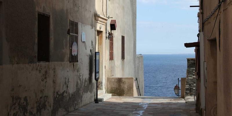 年货卡采购全流程指南：从预算规划到供应商选择与谈判技巧，轻松搞定传统美食年货礼品