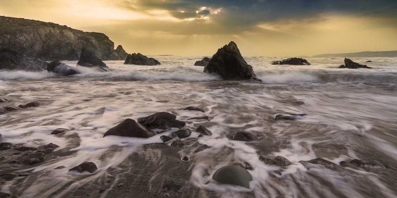 春节礼品卡财税处理全攻略：企业采购传统美食与节日商品的合规要点解析