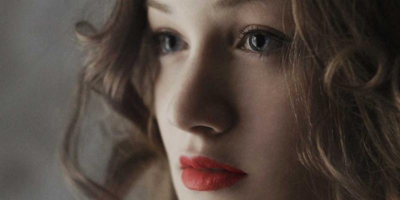 赛博朋克风年货礼品卡：搭建农产品上行的未来主义新渠道